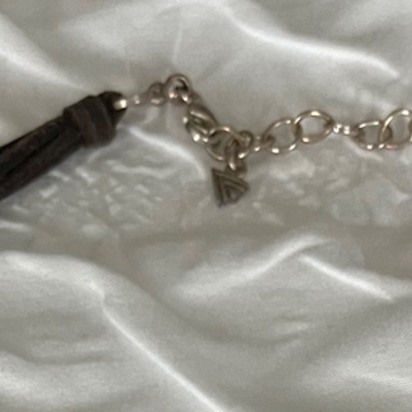 Silpada Vintage Suede Cord, Pen Shell Necklace - Picture 4 of 4